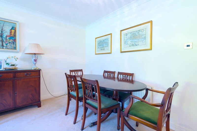 Property photo 3 of 12 Photo 10