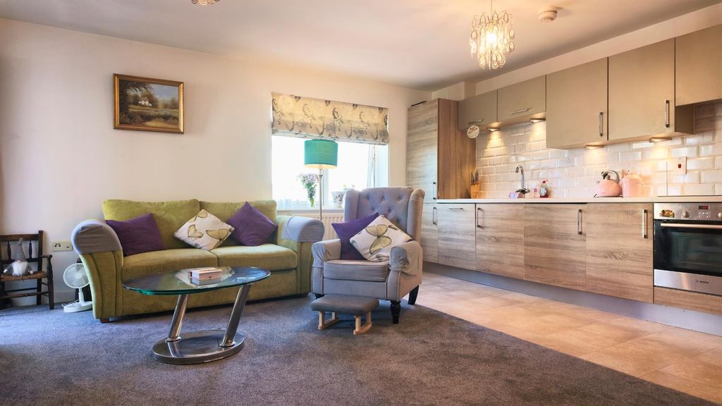 Property photo 2 of 10 Open Plan Living/Dining/Kitchen