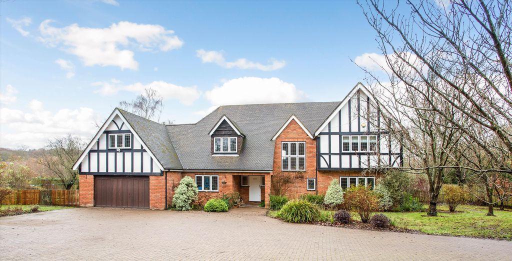 Property photo 1 of 39 Image