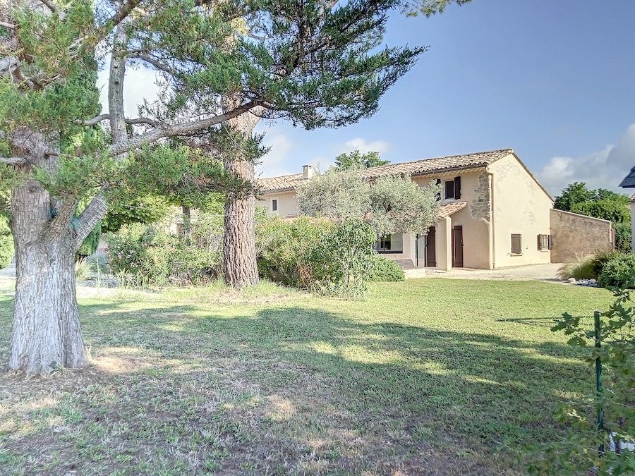 Property photo 2 of 35