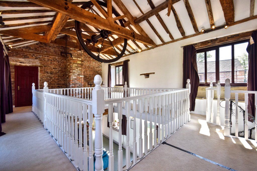 Property photo 2 of 31 Picture No. 14