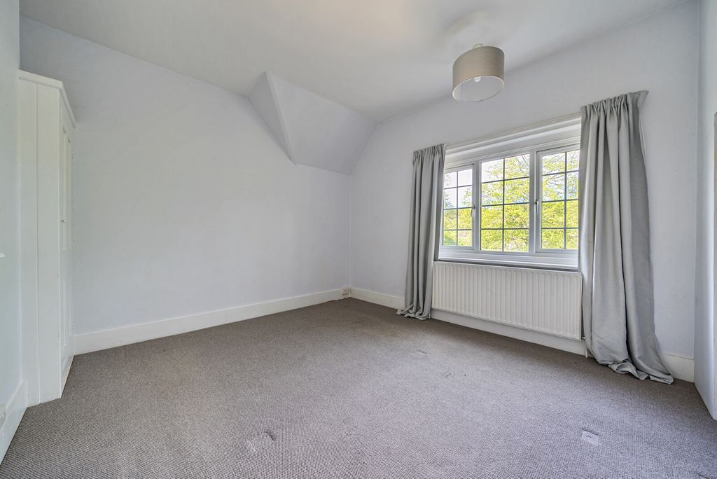 Property photo 3 of 18 1453125-19-69F217...