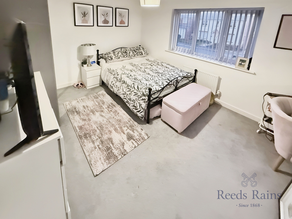 Property photo 2 of 17 Picture No. 25