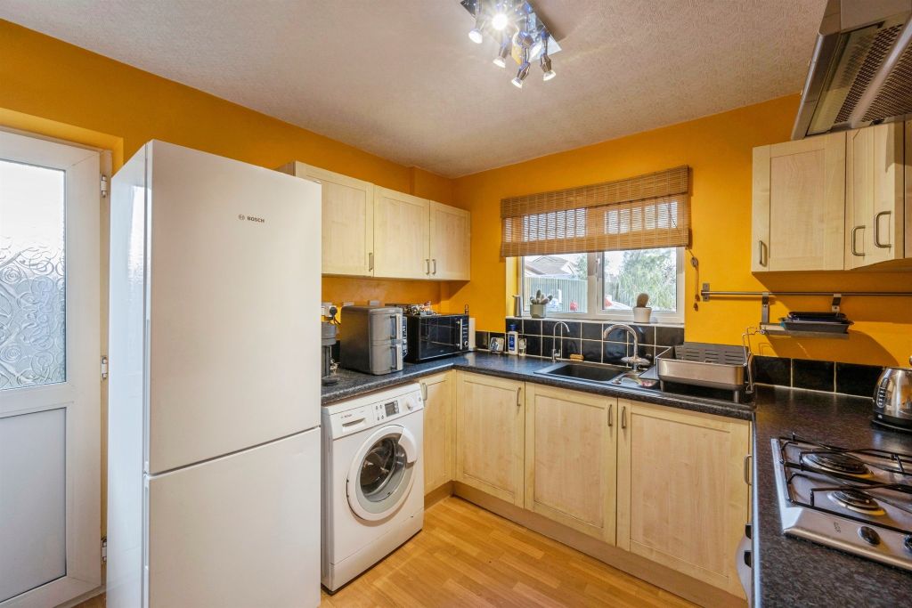 Property photo 3 of 17