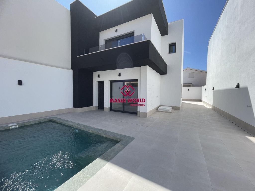Property photo 1 of 50