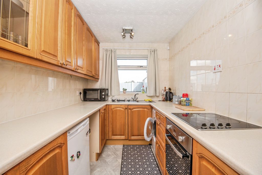 Property photo 2 of 17
