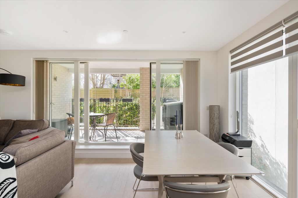 Property photo 1 of 14 Image