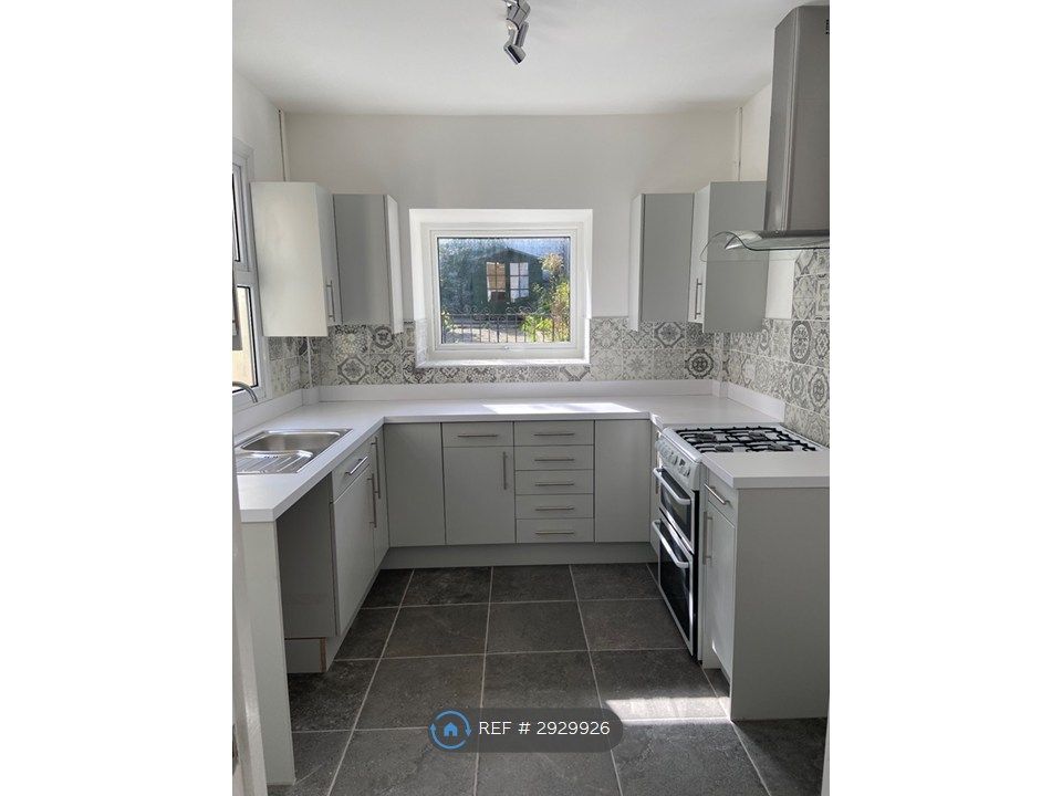 Property photo 1 of 13 Kitchen