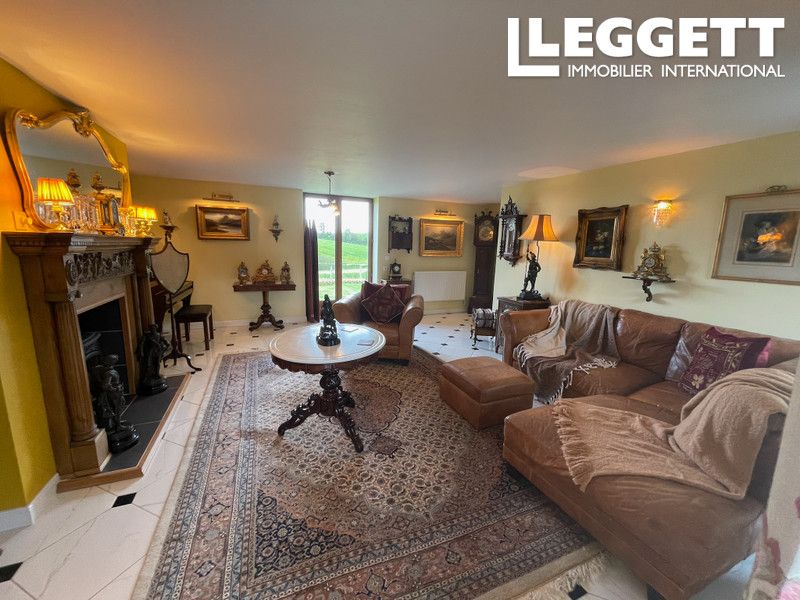 Property photo 3 of 10