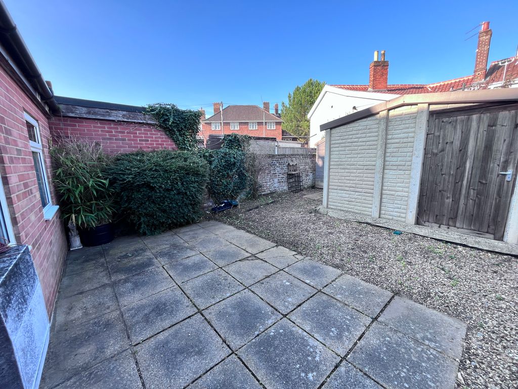 Property photo 2 of 6