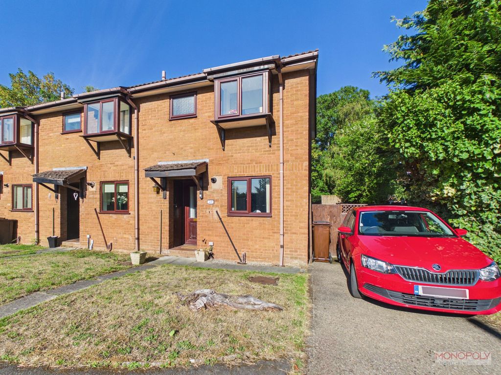 Property photo 1 of 12