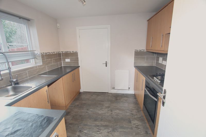 Property photo 3 of 15 Photo 4