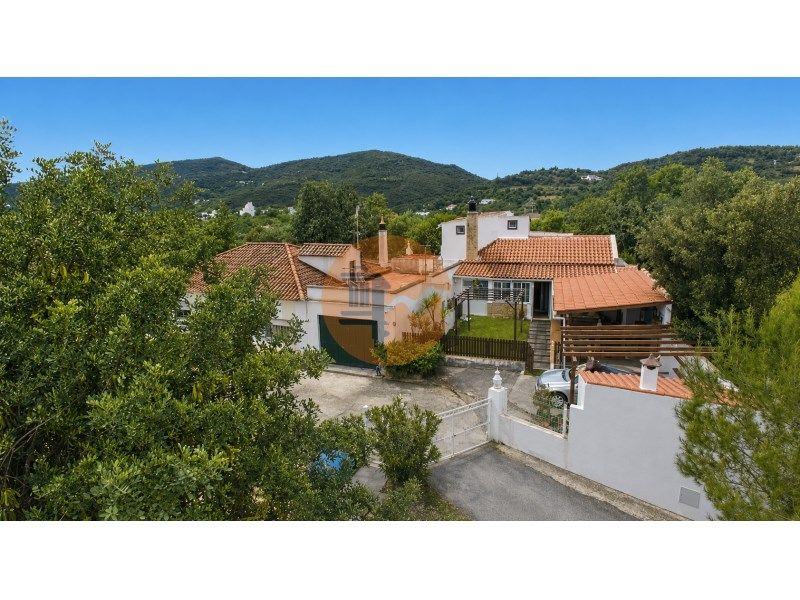 Property photo 1 of 24