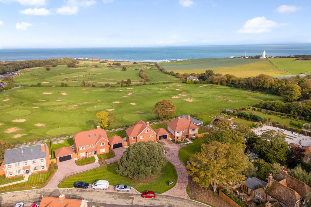 Property photo 1 of 14 Views