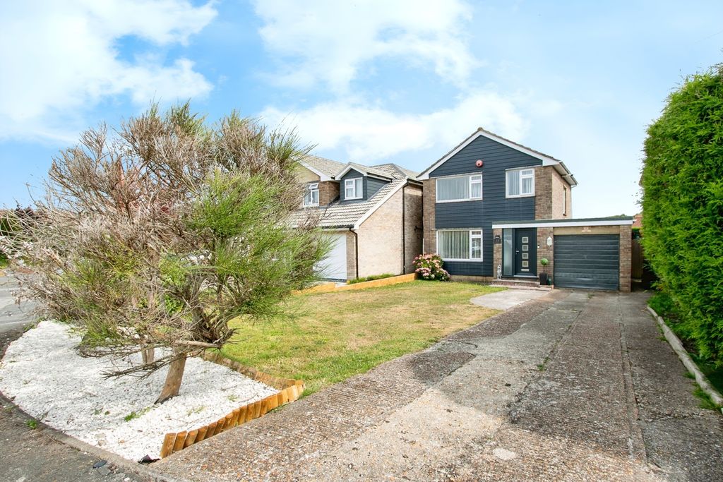 Property photo 1 of 17 Photo