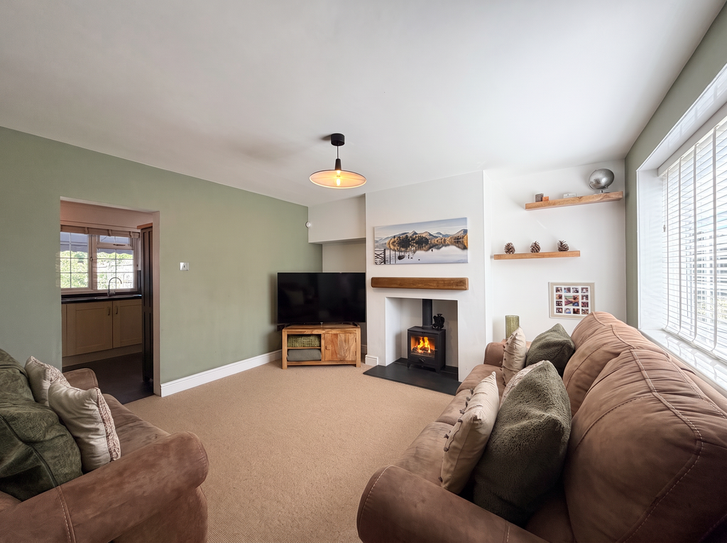 Property photo 2 of 39