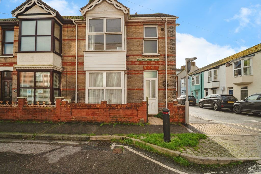 Property photo 1 of 20