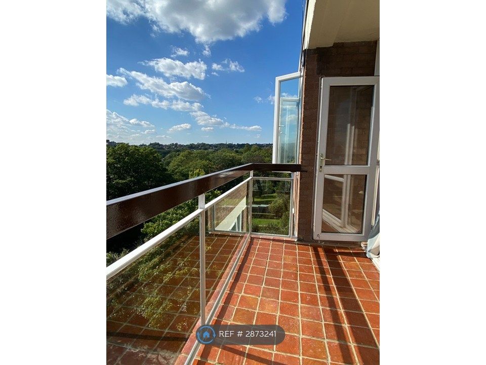 Property photo 1 of 16 South-Facing Terrace