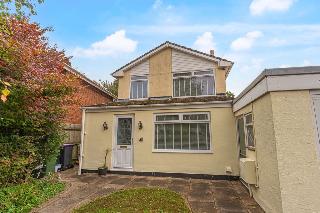 Property photo 2 of 38