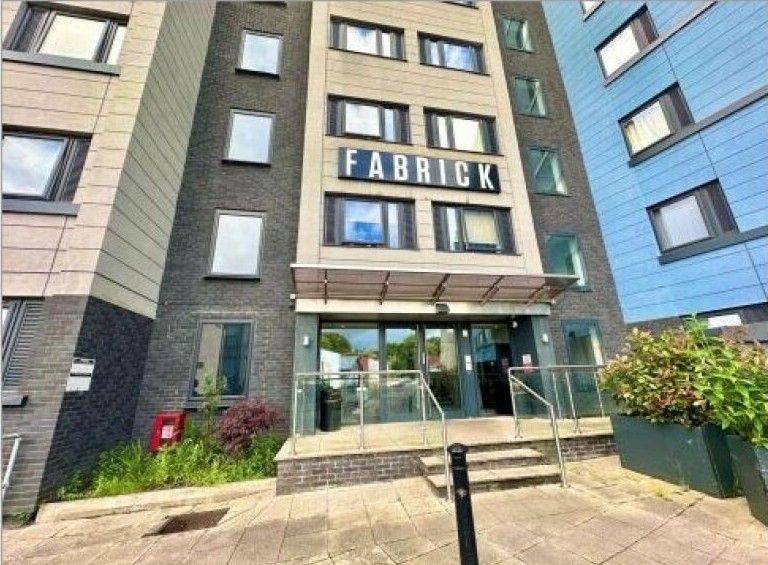 Property photo 1 of 8