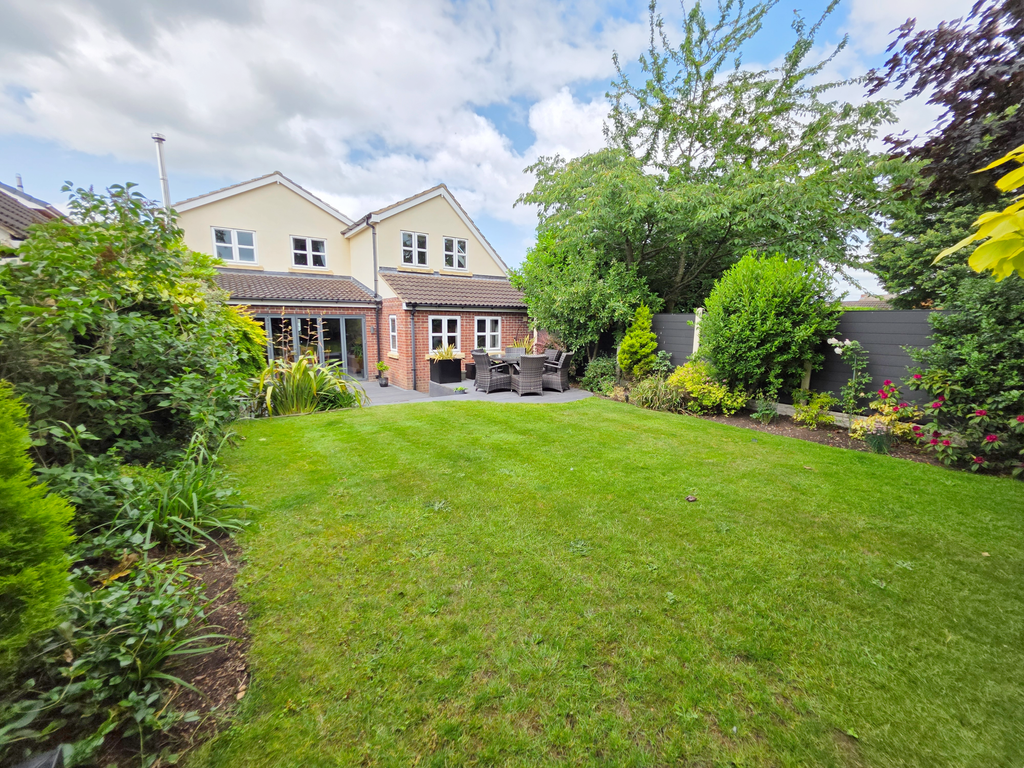 Property photo 1 of 31