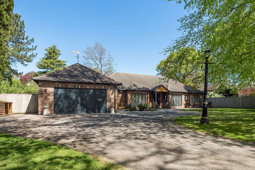Property photo 1 of 27