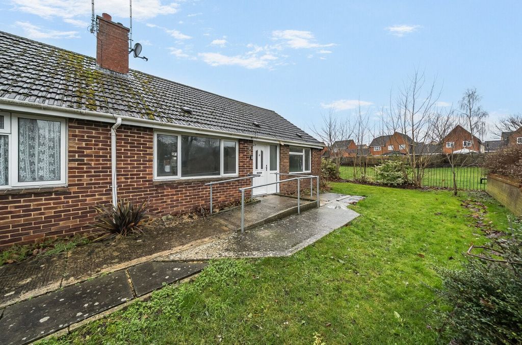 Property photo 1 of 14 Front