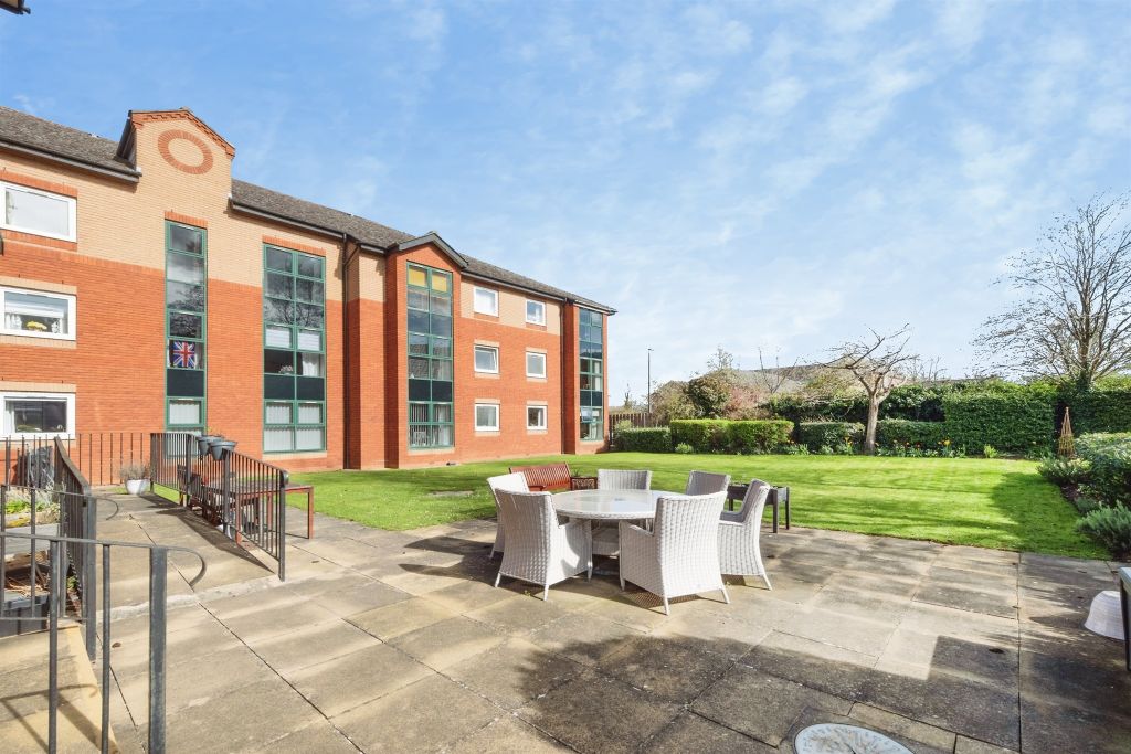 Property photo 3 of 13