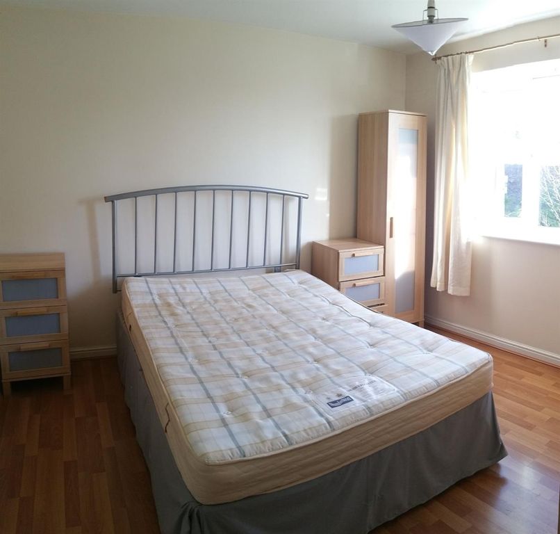 Property photo 3 of 15 Bright, Simply Furnished Bedroom With A Double Bed...