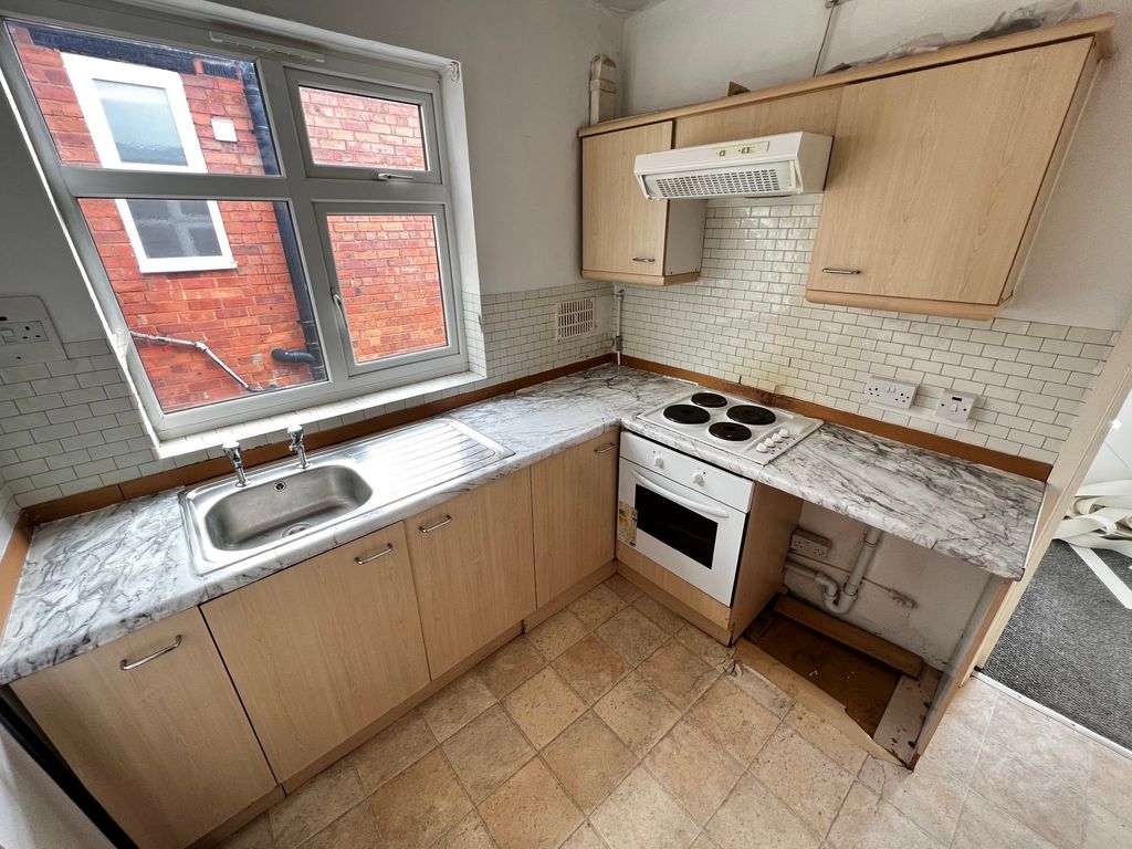 Property photo 3 of 5