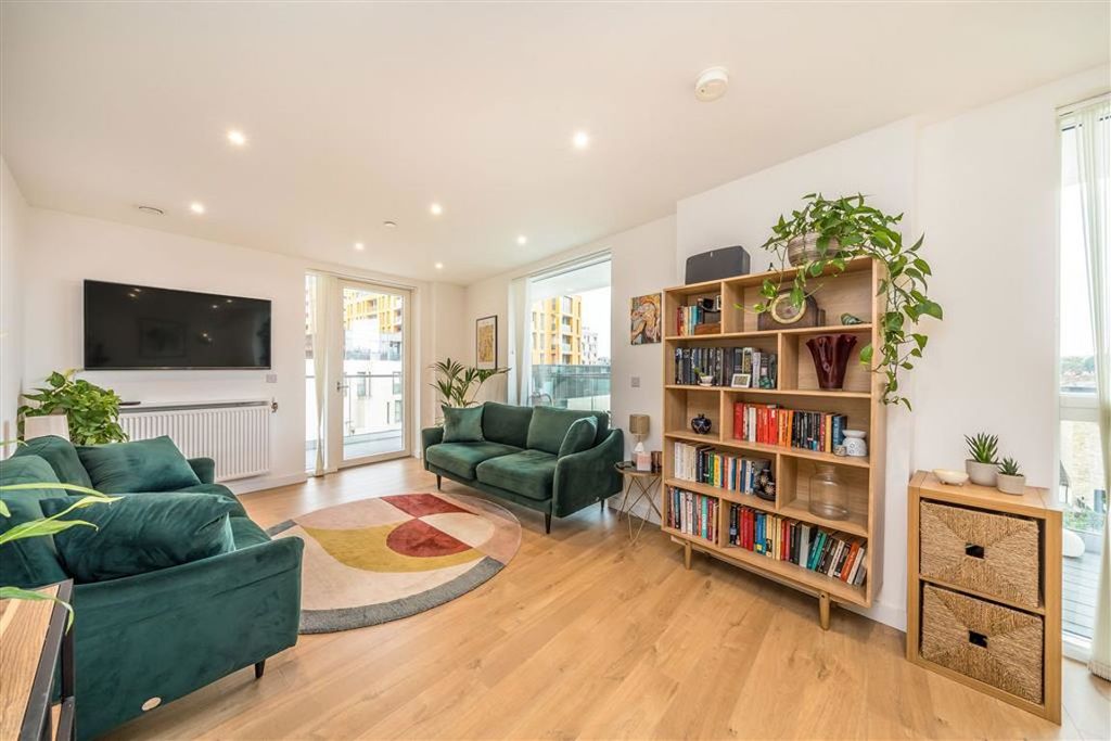 Property photo 2 of 11