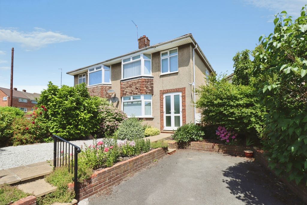 Property photo 1 of 18 Pbox-Img.Jpg