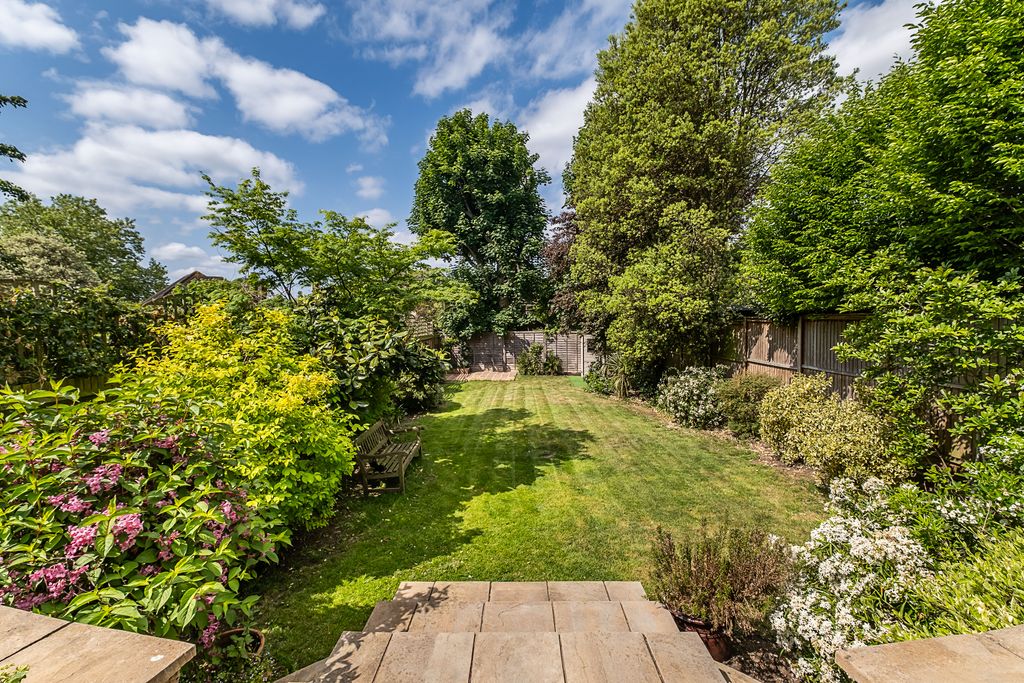 Property photo 2 of 22