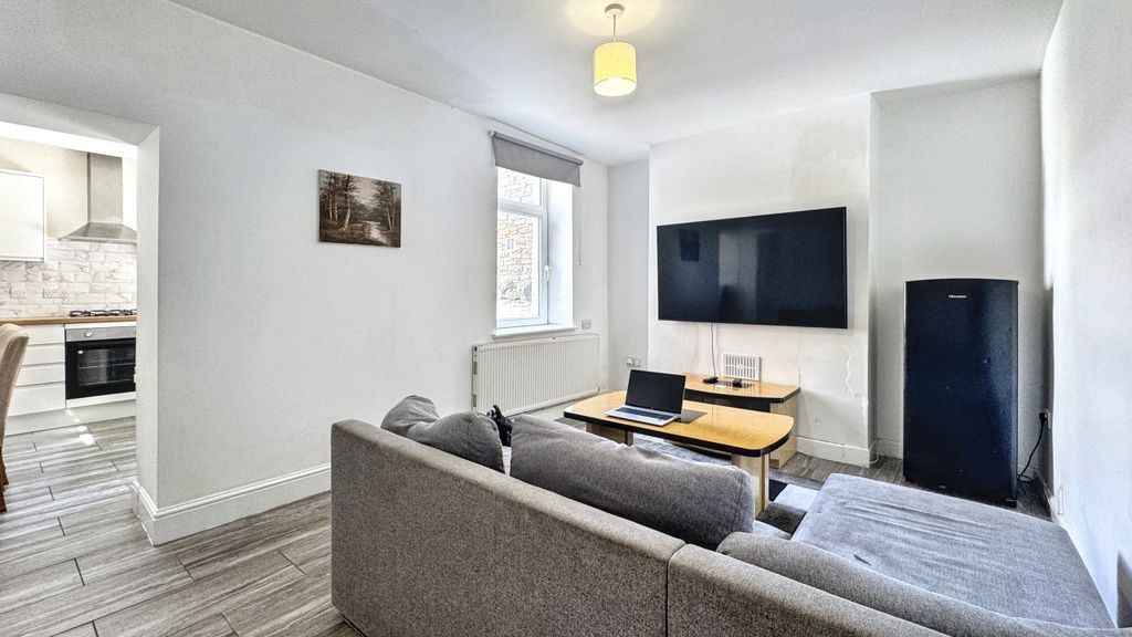 Property photo 2 of 14 Img_8633.Jpeg