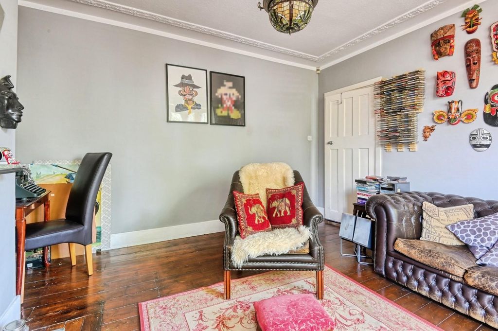 Property photo 3 of 24 295Orp4.Jpg