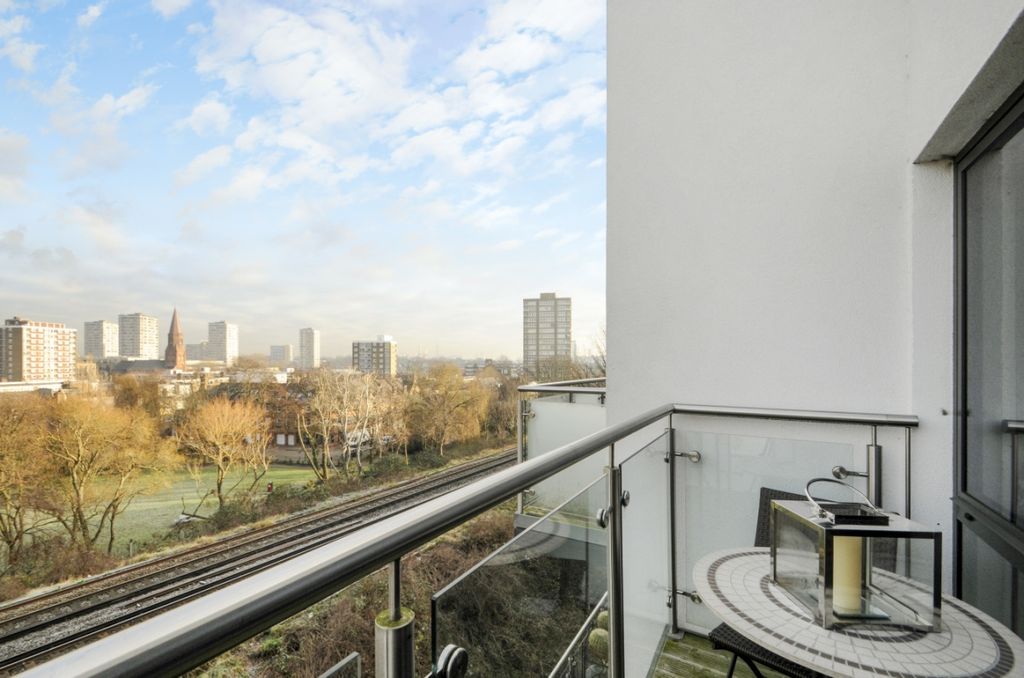 Property photo 3 of 8 78628 (8)