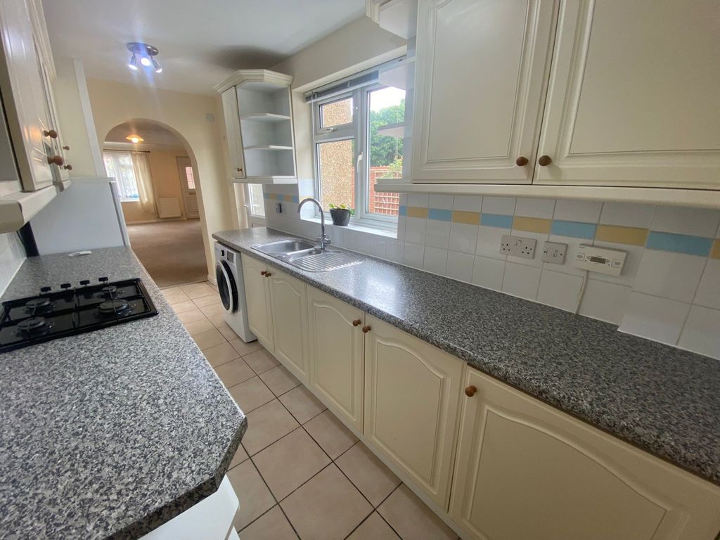 Property photo 3 of 12 Kitchen 2