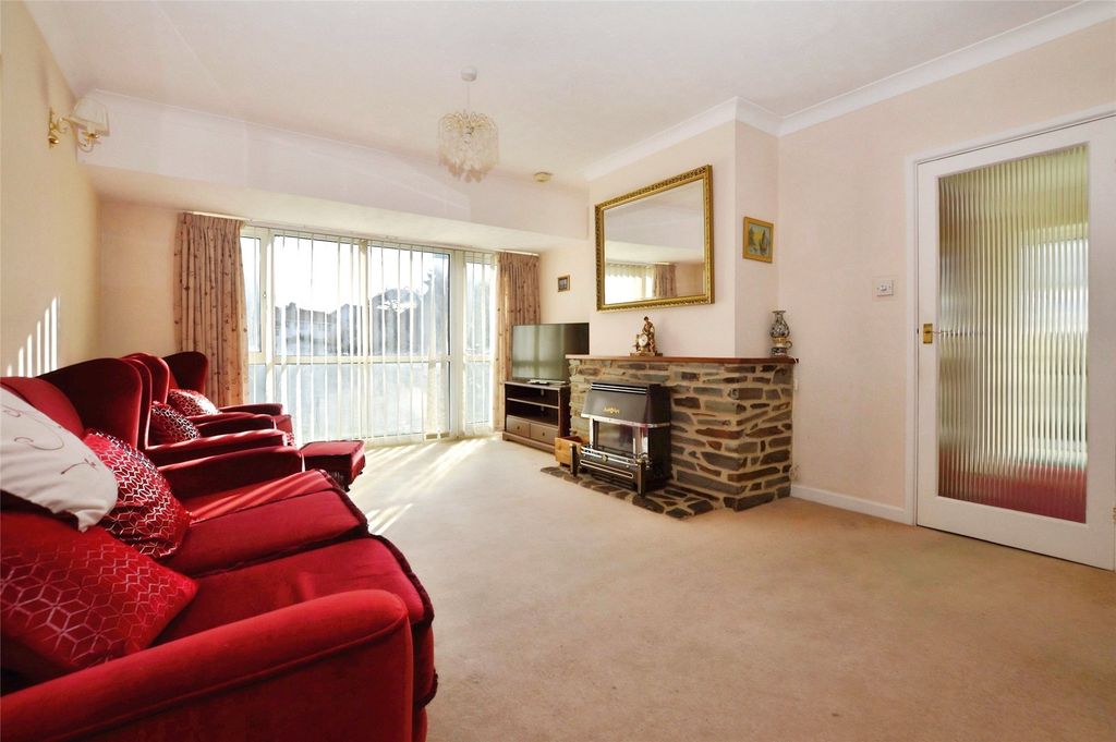 Property photo 2 of 10 Picture No. 24