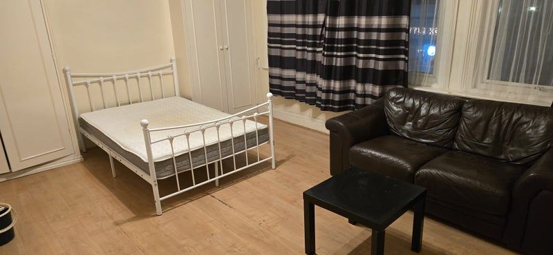 Property photo 1 of 3