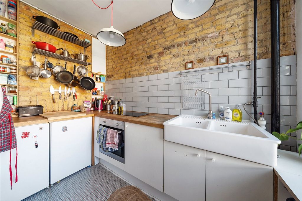 Property photo 3 of 12 Picture No. 06