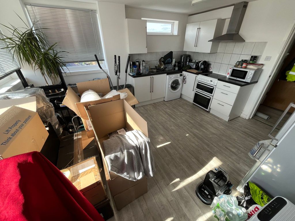 Property photo 1 of 9 Image