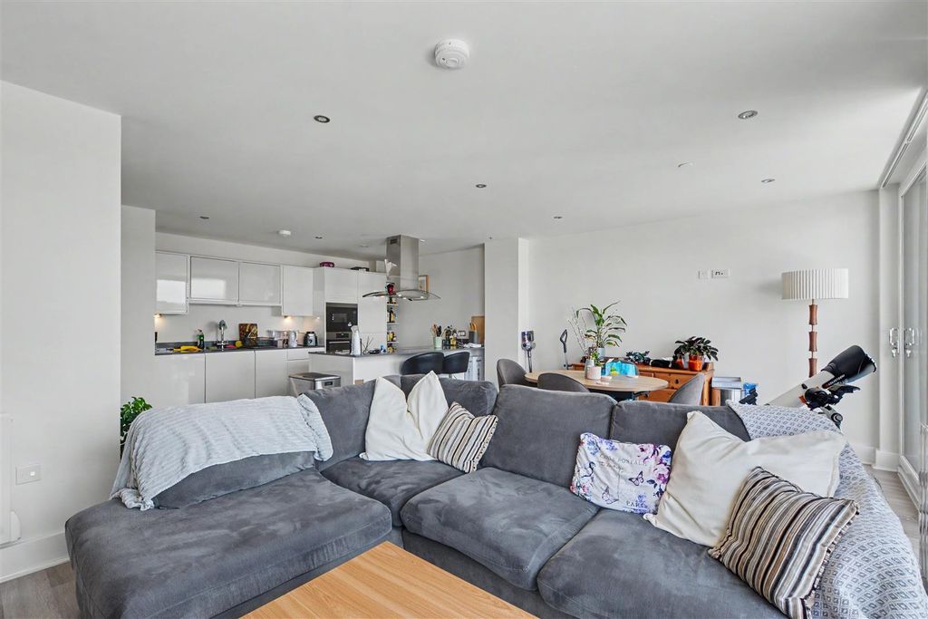 Property photo 2 of 19 Open Plan Kitchen Living_4.Jpeg