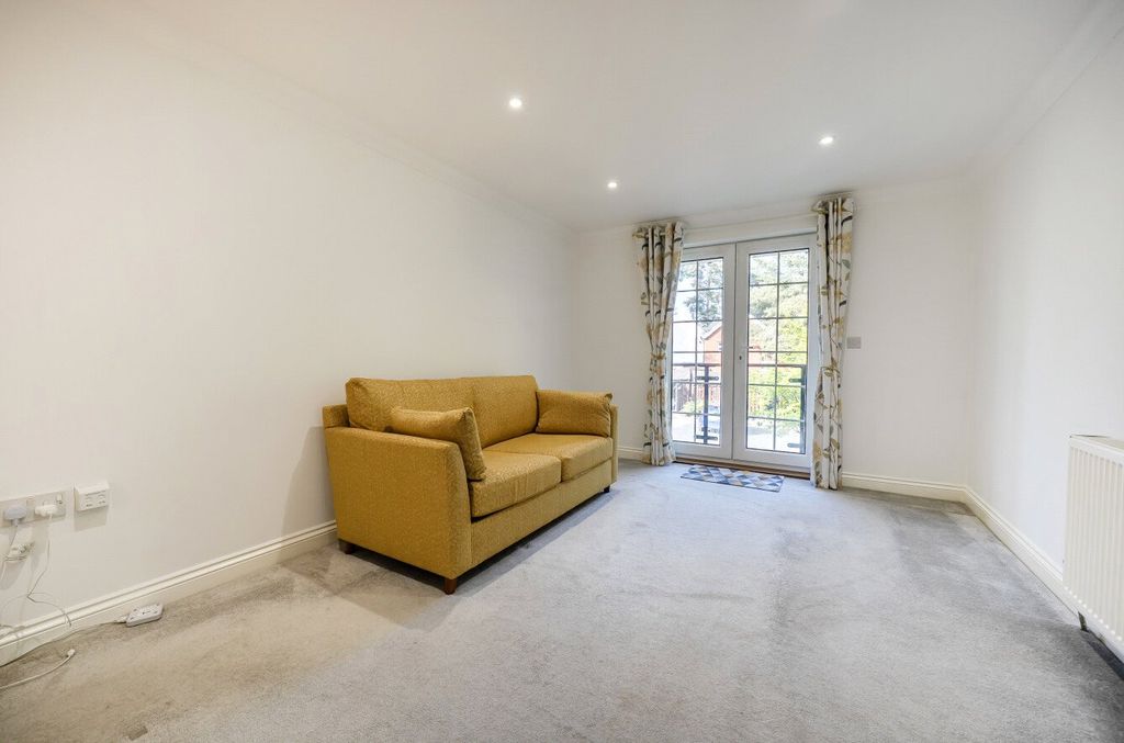 Property photo 3 of 12 Picture No. 04