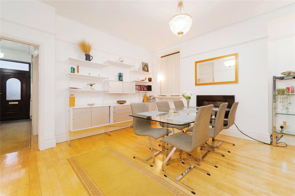Property photo 3 of 16 Dining Room