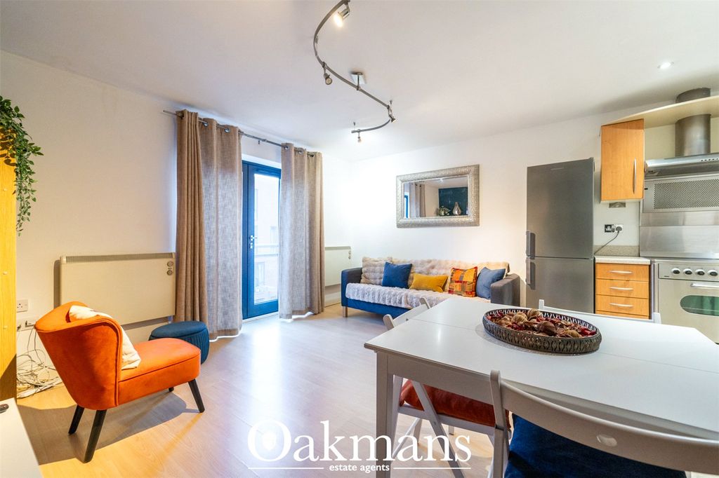 Property photo 2 of 24 Picture No. 01