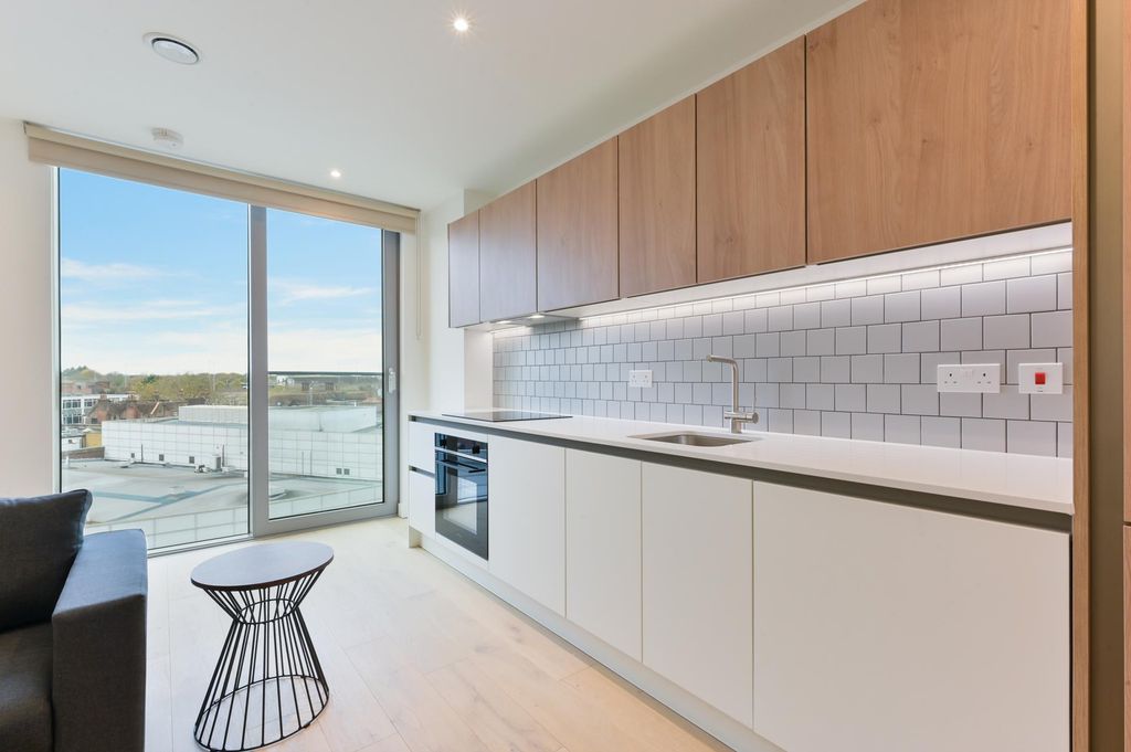 Property photo 1 of 5