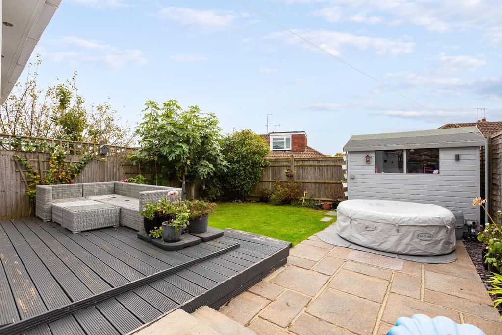 Property photo 2 of 26 Meadowview-22.Jpg