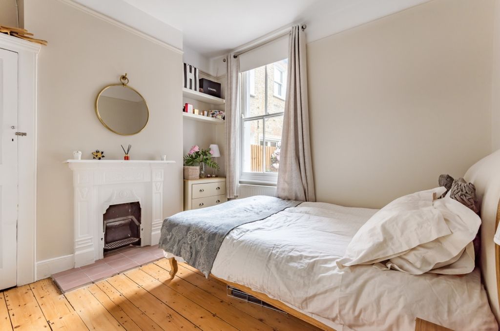 Property photo 3 of 7 842972 (7)