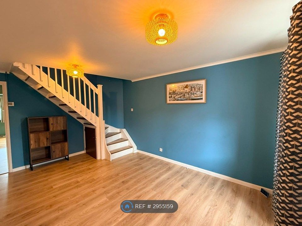 Property photo 3 of 10 Front Reception Room
