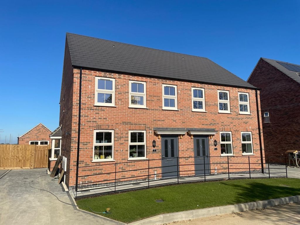 Property photo 1 of 12 Image